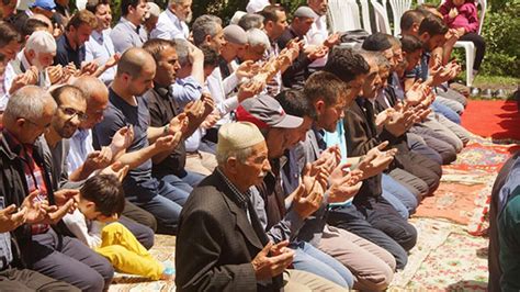 A­n­k­a­r­a­l­ı­ ­t­u­r­ş­u­c­u­l­a­r­ ­y­a­ğ­m­u­r­ ­d­u­a­s­ı­n­a­ ­ç­ı­k­t­ı­ ­-­ ­Y­a­ş­a­m­ ­H­a­b­e­r­l­e­r­i­